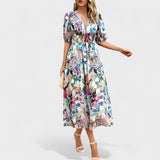 Clara – Elegantna Cvetna Moda