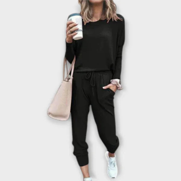 Danguolė Udoben Two-Piece Set for Everyday Elegance