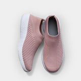 Udobni Slip-On Čevlji za Enostavno Obuvanje